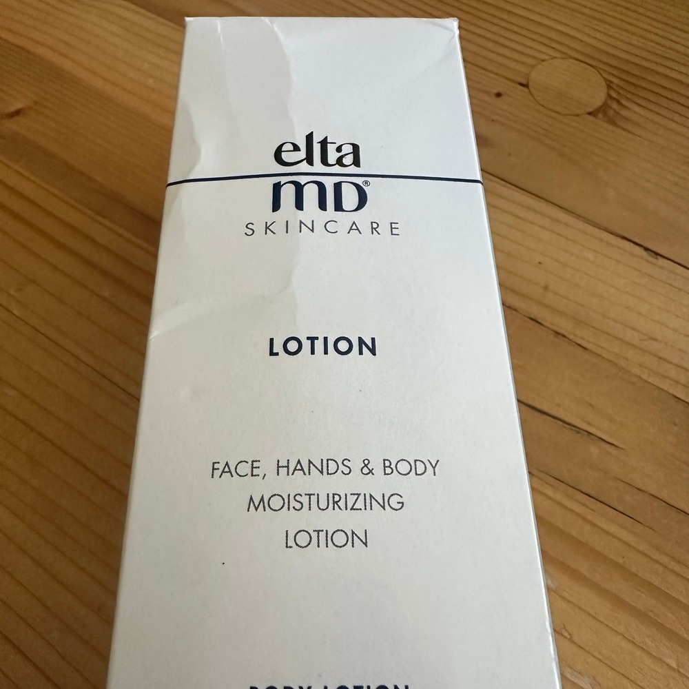 EltaMD Skincare Moisturizing Lotion Face Hands Body Fragrance Free 8oz 02573